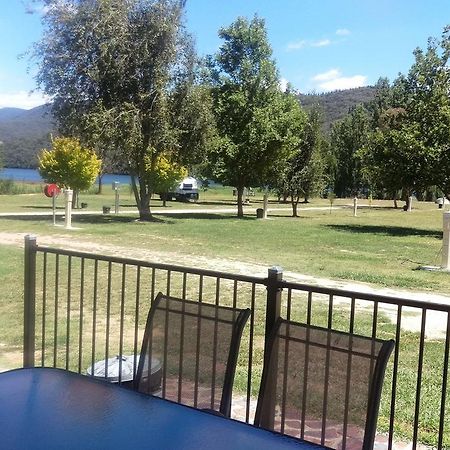 Khancoban Lakeside Caravan Park Zewnętrze zdjęcie