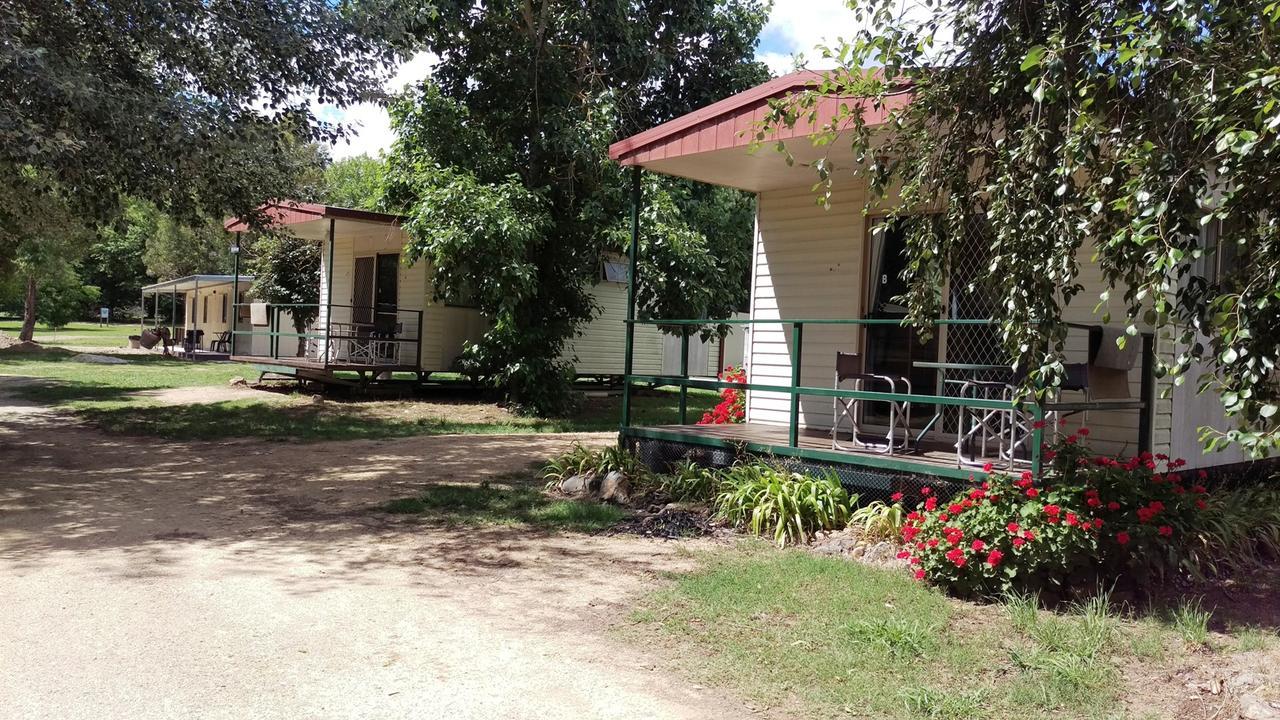 Khancoban Lakeside Caravan Park Zewnętrze zdjęcie