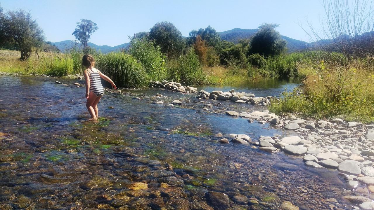 Khancoban Lakeside Caravan Park Zewnętrze zdjęcie